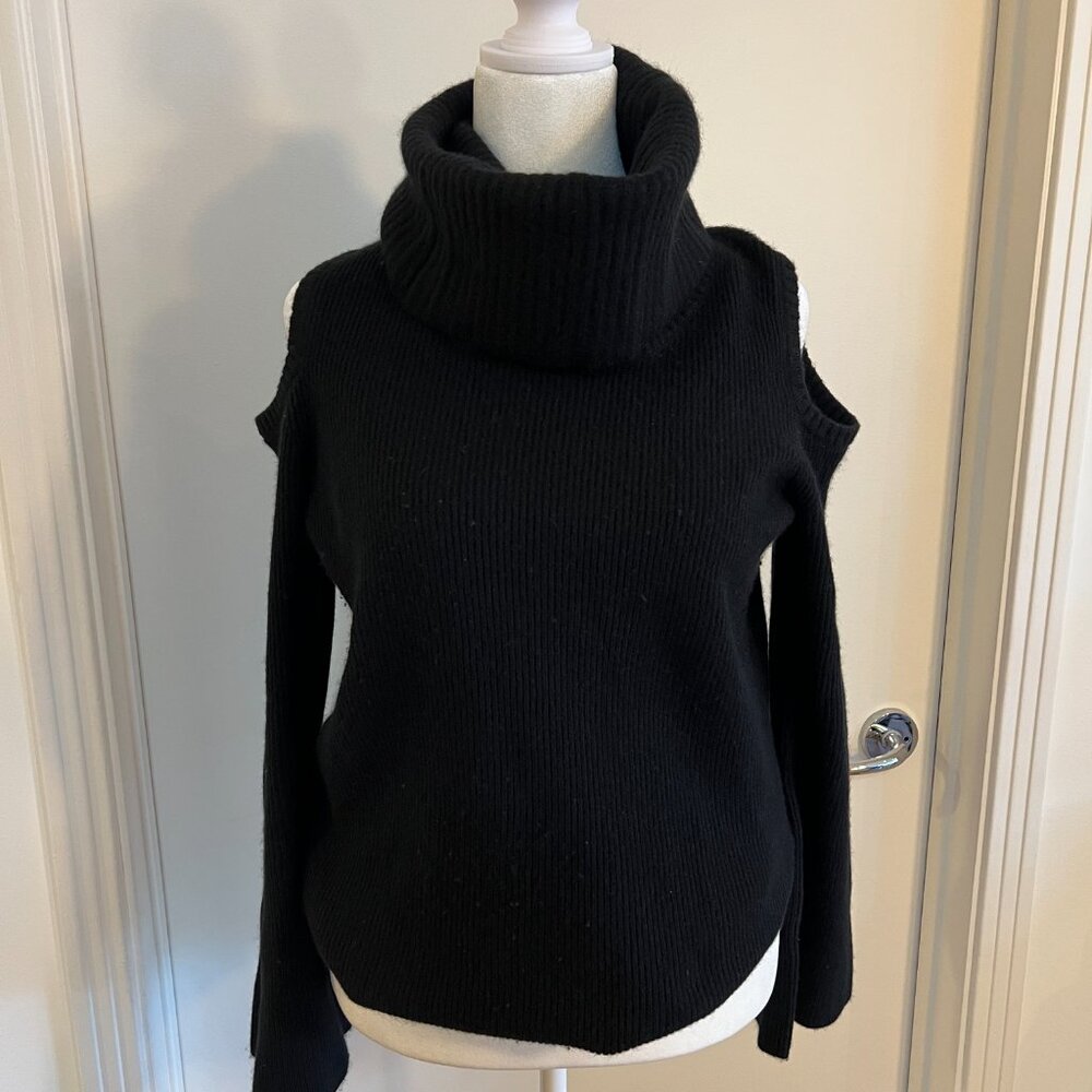 Black cashmere turtleneck with open shoulders sweater.